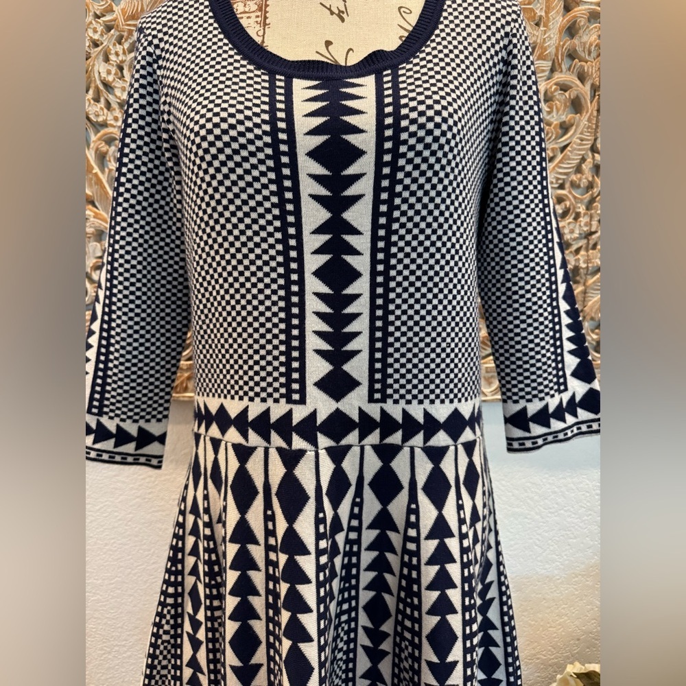 Nina Leonard Navy Blue & White Knit Midi Length Dress- size XL - Picture 7 of 11